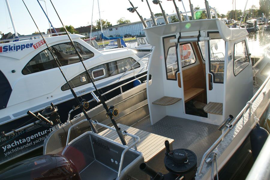 Foto Jessi - Blick auf Deck mit Steuerhaus