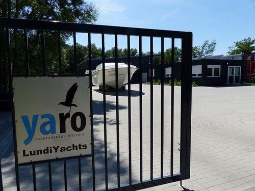 Foto Eingang Yachtagentur Rostock